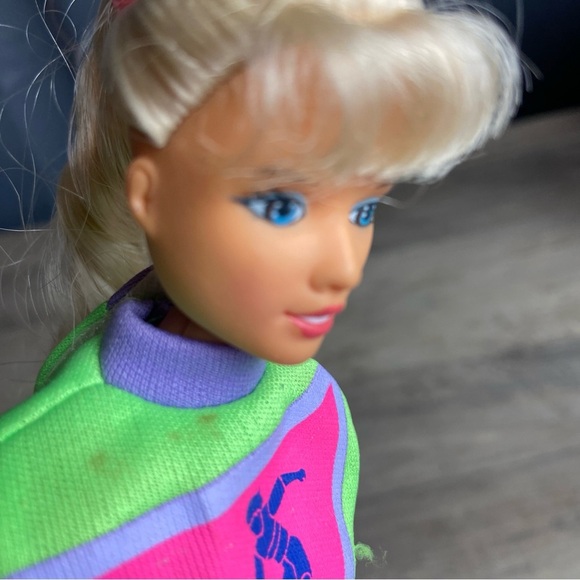 Soccer Player Doll, Blonde Hair Blue Eyes - Picture 10 of 11